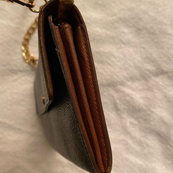 Louis Vuitton wallet crossbody - Picture 6 of 12